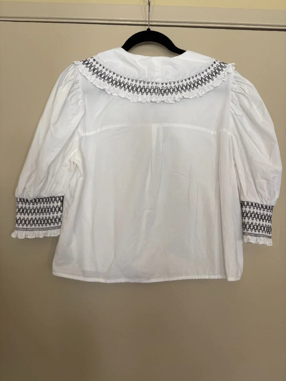 ZARA Embroidered Ruffle Collar Top – Small
